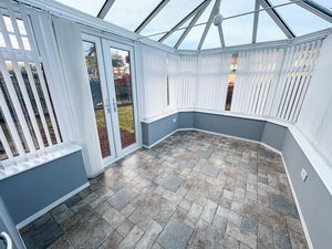 Photo 1- click for photo gallery